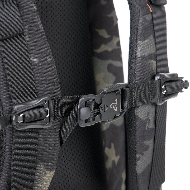 The Spartan - Multicam Black (Detail, Fidlock)